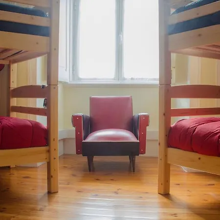 Hostel Music Hall *